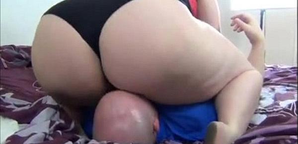  Giant bbw suffocating guy